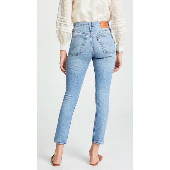 Levi’s 501 Skinny in Can’t Touch This - Picture 3 of 5